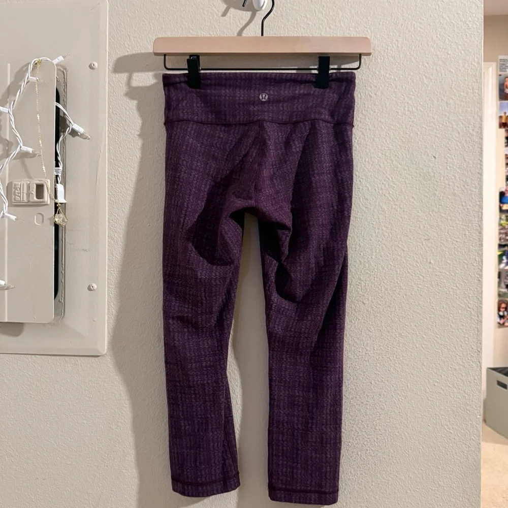 Lululemon Athletica Plum Leggings - Picture 3 of 9